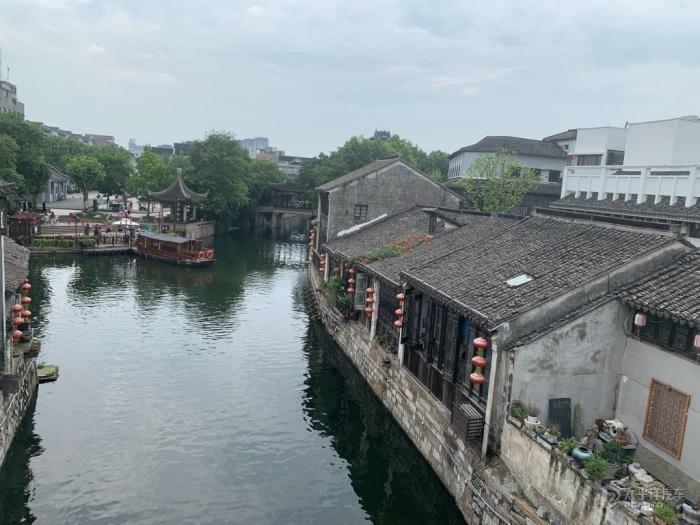 中国移动“悔改了”,推出低价套餐挽留老用户,网友:早干嘛去了